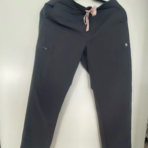 Figs yola scrub bottoms in small